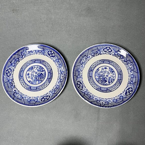 Churchill Staffordshire England Blue Willow Porcelain Tea Cup and Saucer Set - Picture 3 of 16